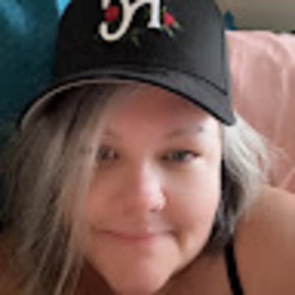hollyleehubbard